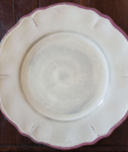 Scalloped Edge Melamine Plate